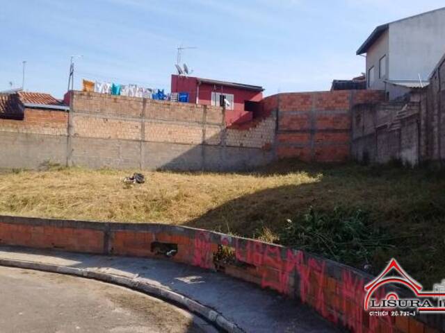 Terreno para Venda em Jacareí - 3