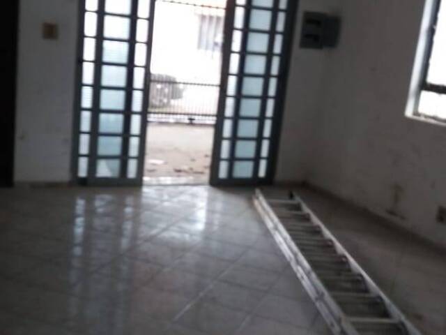 Casa para Venda em Jacareí - 3