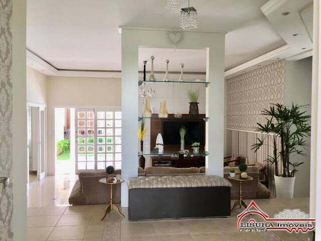 Casa em condomínio para Venda em Jacareí - 3
