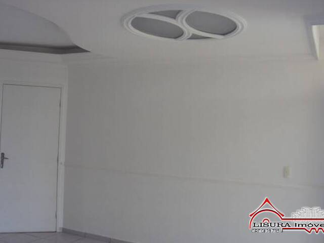 Apartamento para Venda em São José dos Campos - 3