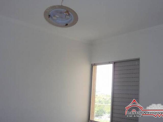 Apartamento para Venda em São José dos Campos - 4