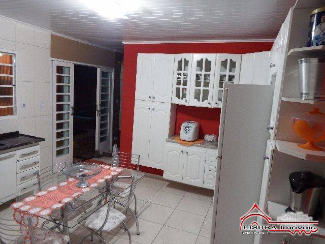 Casa para Venda em Jacareí - 4