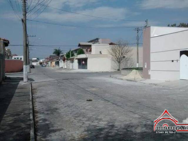 Casa para Venda em Jacareí - 2