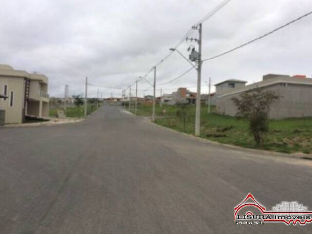 Terreno em condomínio para Venda em Jacareí - 2