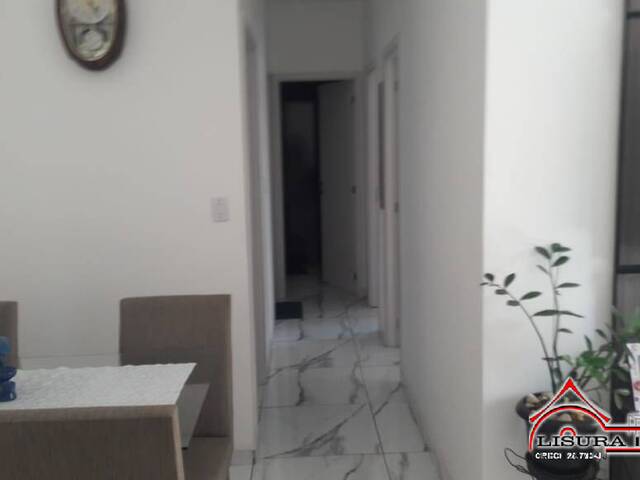Apartamento para Venda em Jacareí - 3
