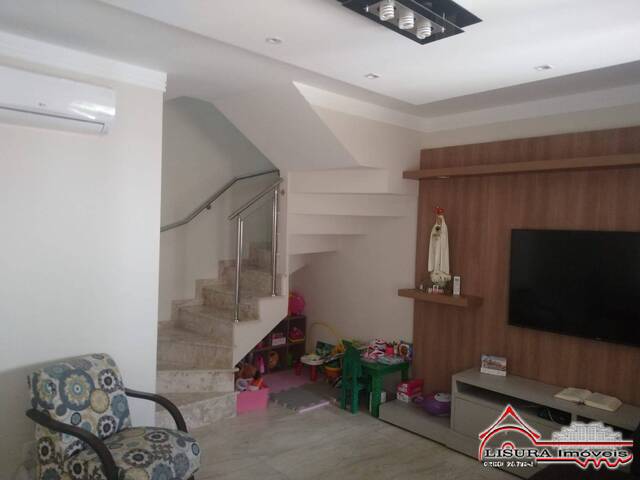 #8463 - Casa em condomínio para Venda em Jacareí - SP - 2