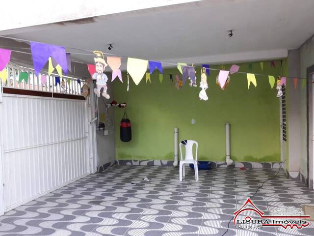 #9037 - Casa para Venda em Jacareí - SP - 2