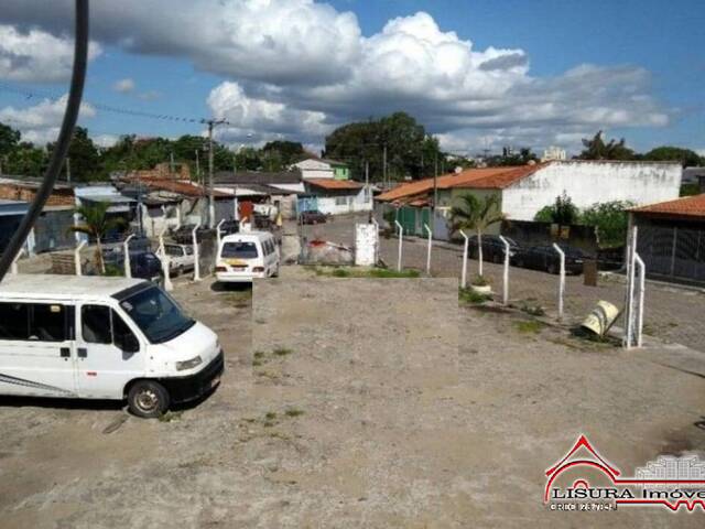 Terreno para Venda em Jacareí - 2