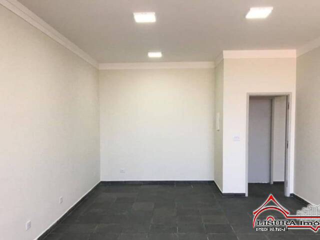 Sala para Locação em Jacareí - 2