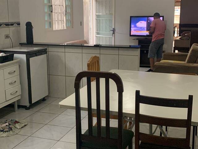 Casa para Venda em Jacareí - 3