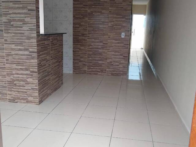 Casa para Venda em São José dos Campos - 2