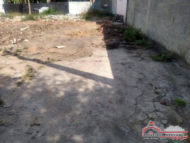 Terreno para Venda em Jacareí - 3