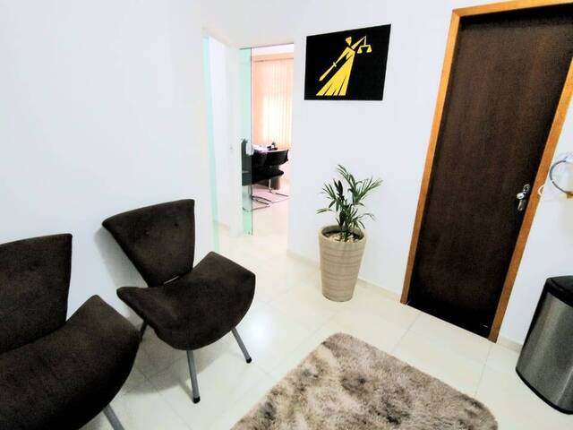 Sala para Venda em Jacareí - 3