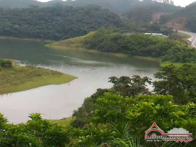 Venda em JARDIM COLINAS - Paraibuna