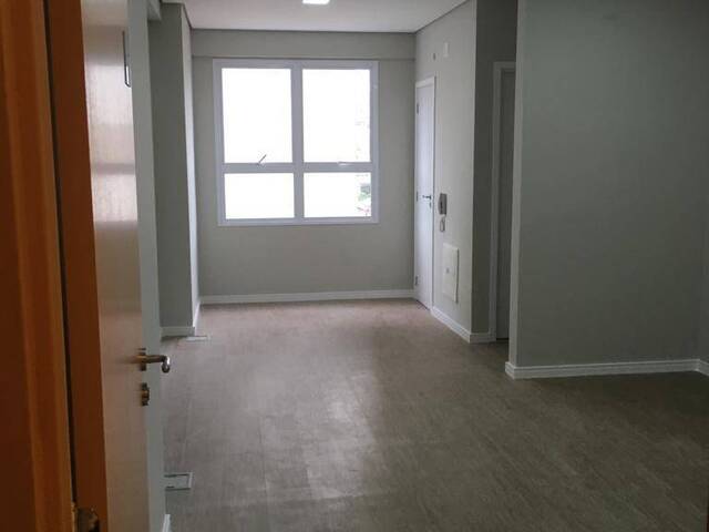 Sala para Venda em Jacareí - 3