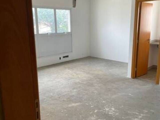 Sala para Venda em Jacareí - 3
