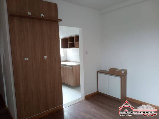 Apartamento para Venda em Jacareí - 3