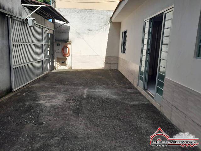 Casa para Venda em Jacareí - 3
