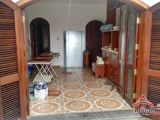 Casa para Venda em Jacareí - 5
