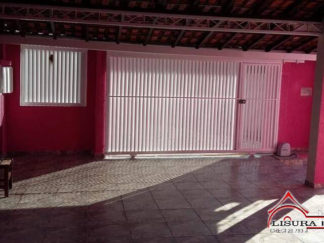 Casa para Venda em Jacareí - 2