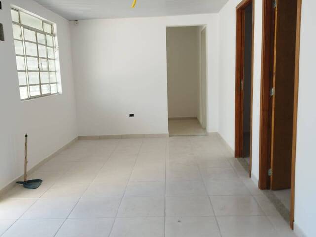 Casa para Venda em Jacareí - 3