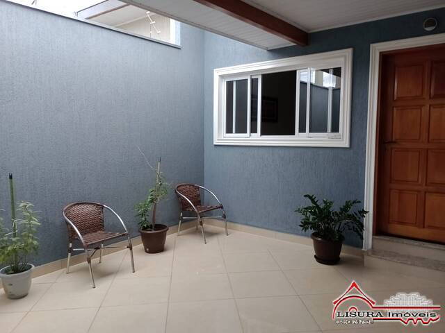 Casa para Venda em Jacareí - 4