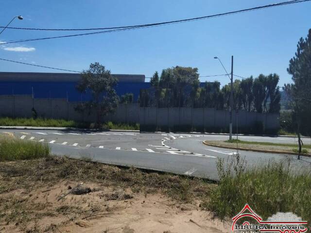 Terreno para Venda em Jacareí - 3