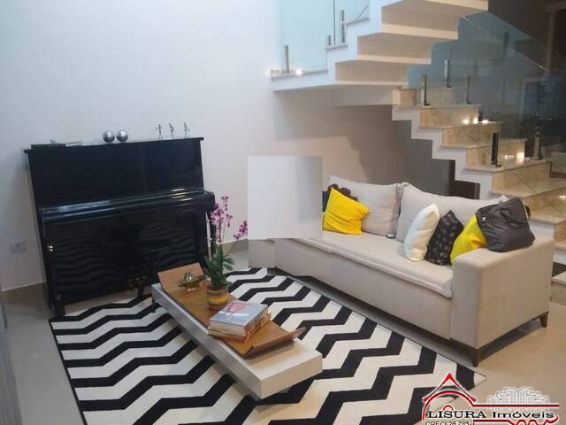 Casa para Venda em Jacareí - 2