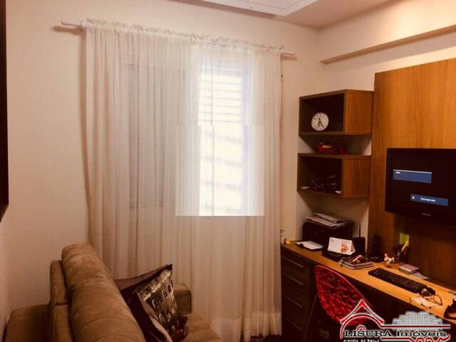 Apartamento para Venda em Jacareí - 3