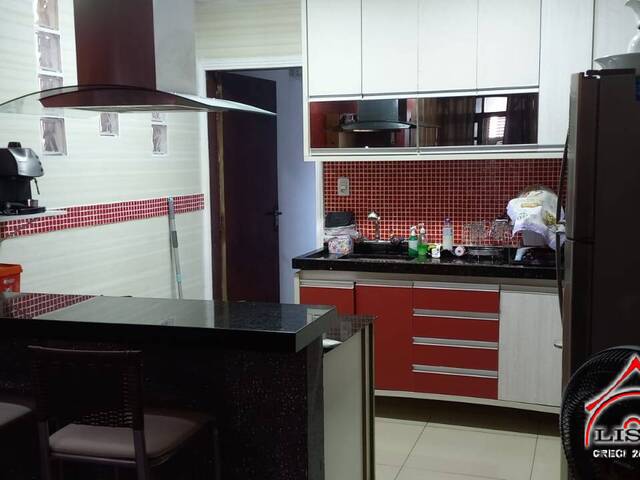Casa para Locação em Jacareí - 3