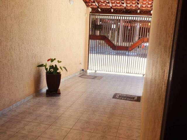 Casa para Venda em Jacareí - 4
