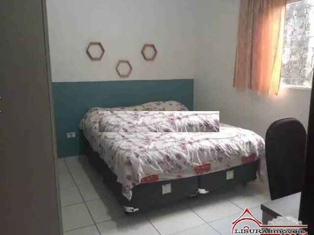 Casa para Venda em Jacareí - 4