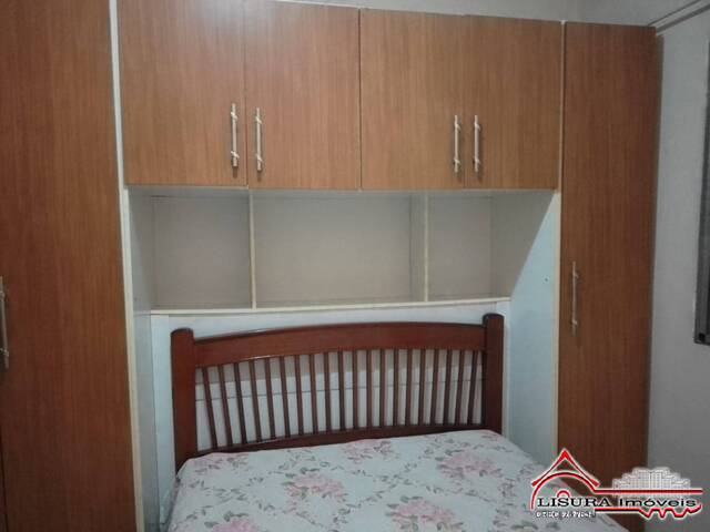 Apartamento para Venda em Jacareí - 2