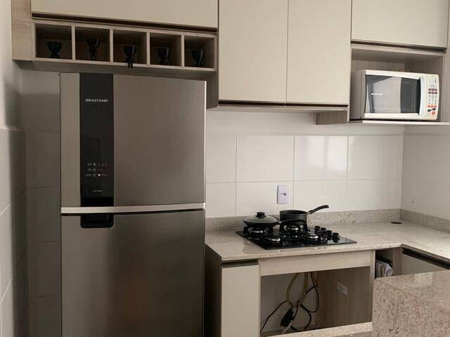 Apartamento para Venda em São José dos Campos - 2