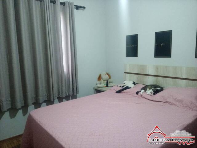 Apartamento para Venda em Jacareí - 2