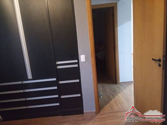 Apartamento para Venda em Jacareí - 3