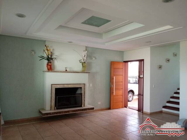 Casa em condomínio para Venda em Jacareí - 2