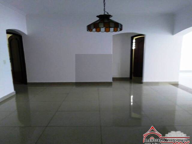 Casa para Venda em Jacareí - 5