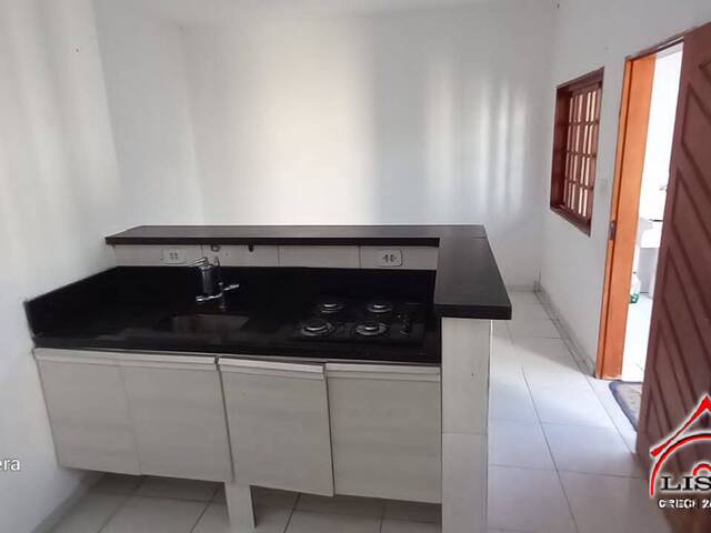Casa para Venda em Jacareí - 3