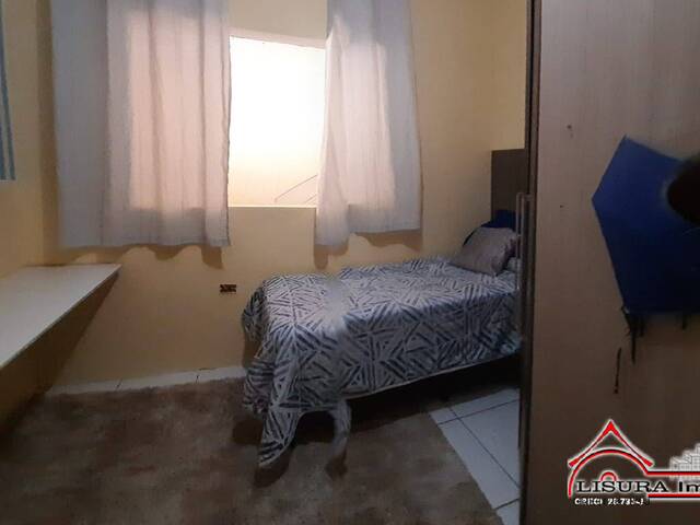 Casa para Venda em Jacareí - 2