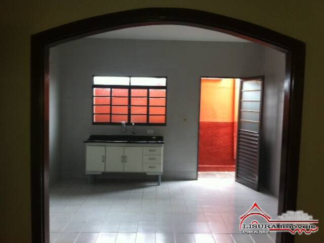 Casa para Venda em Jacareí - 5