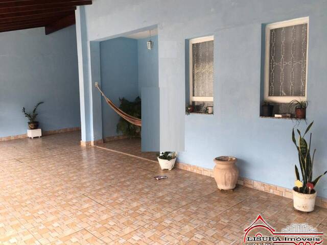 Casa para Venda em Jacareí - 3