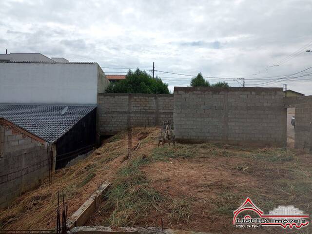 Terreno para Venda em Jacareí - 4