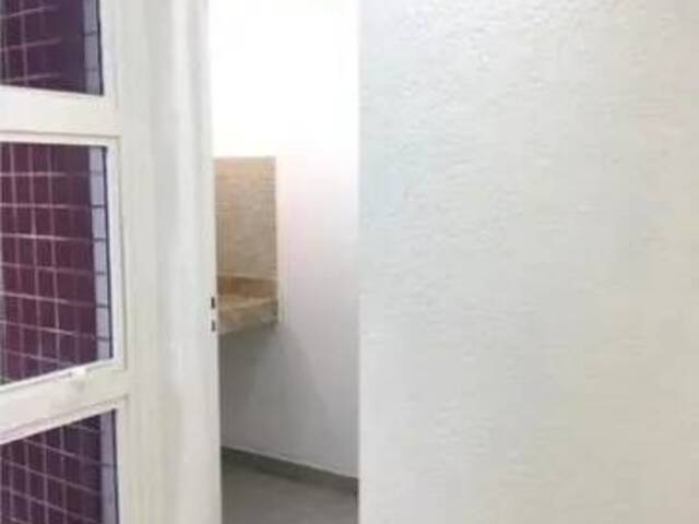Sala para Venda em Jacareí - 3