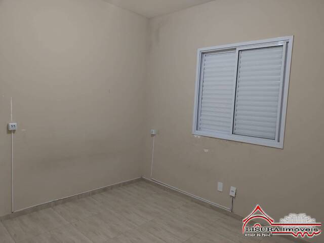 Apartamento para Venda em Jacareí - 4