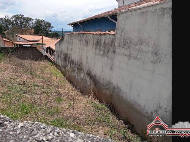 Terreno para Venda em Jacareí - 2