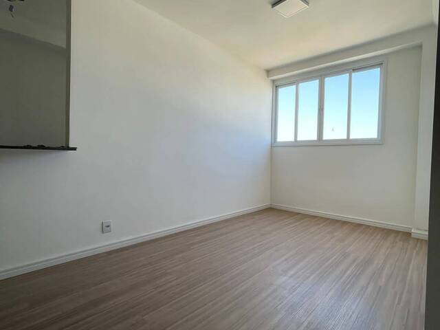 Apartamento para Venda em Jacareí - 3