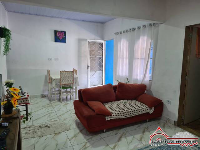 Casa para Venda em Jacareí - 4