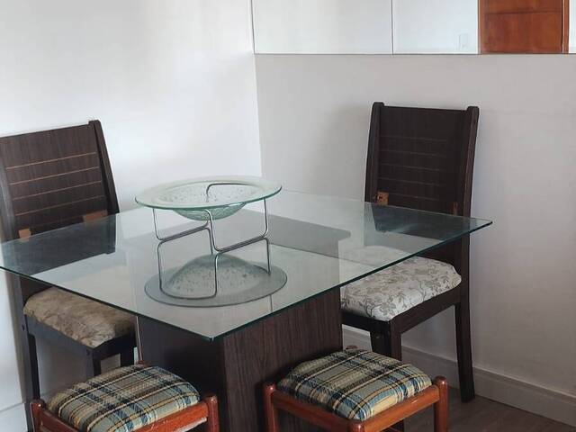 Apartamento para Venda em Jacareí - 2