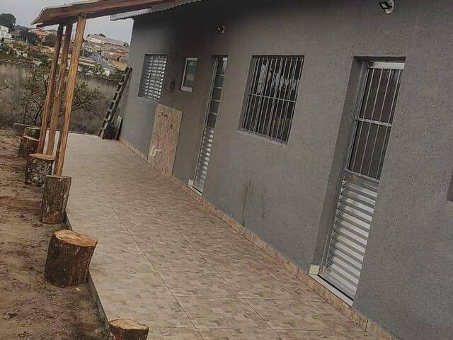Casa para Venda em Jacareí - 2